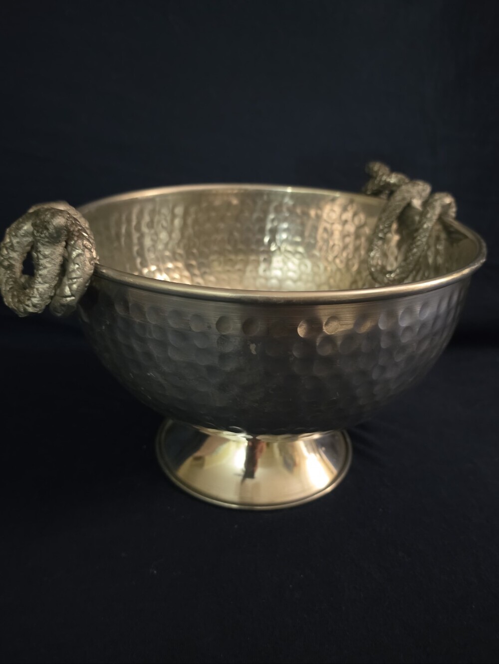 Hammered Aluminum Snake Bowl